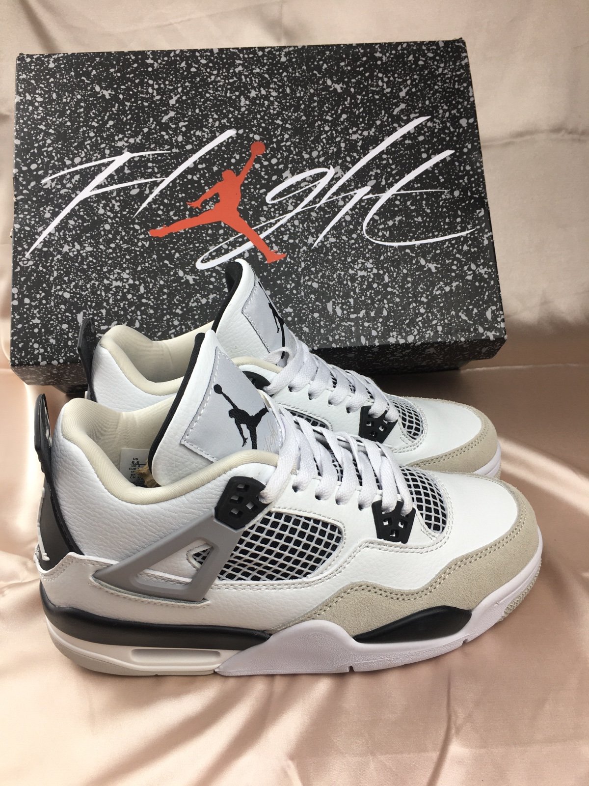air Jordan 4 military White black new and with box