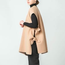 Hard-to-obtain Heve ribbon wool reversible beige vest.