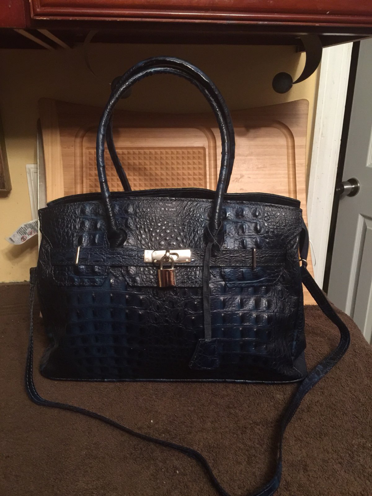 Genunine Leather Handbag :NEW