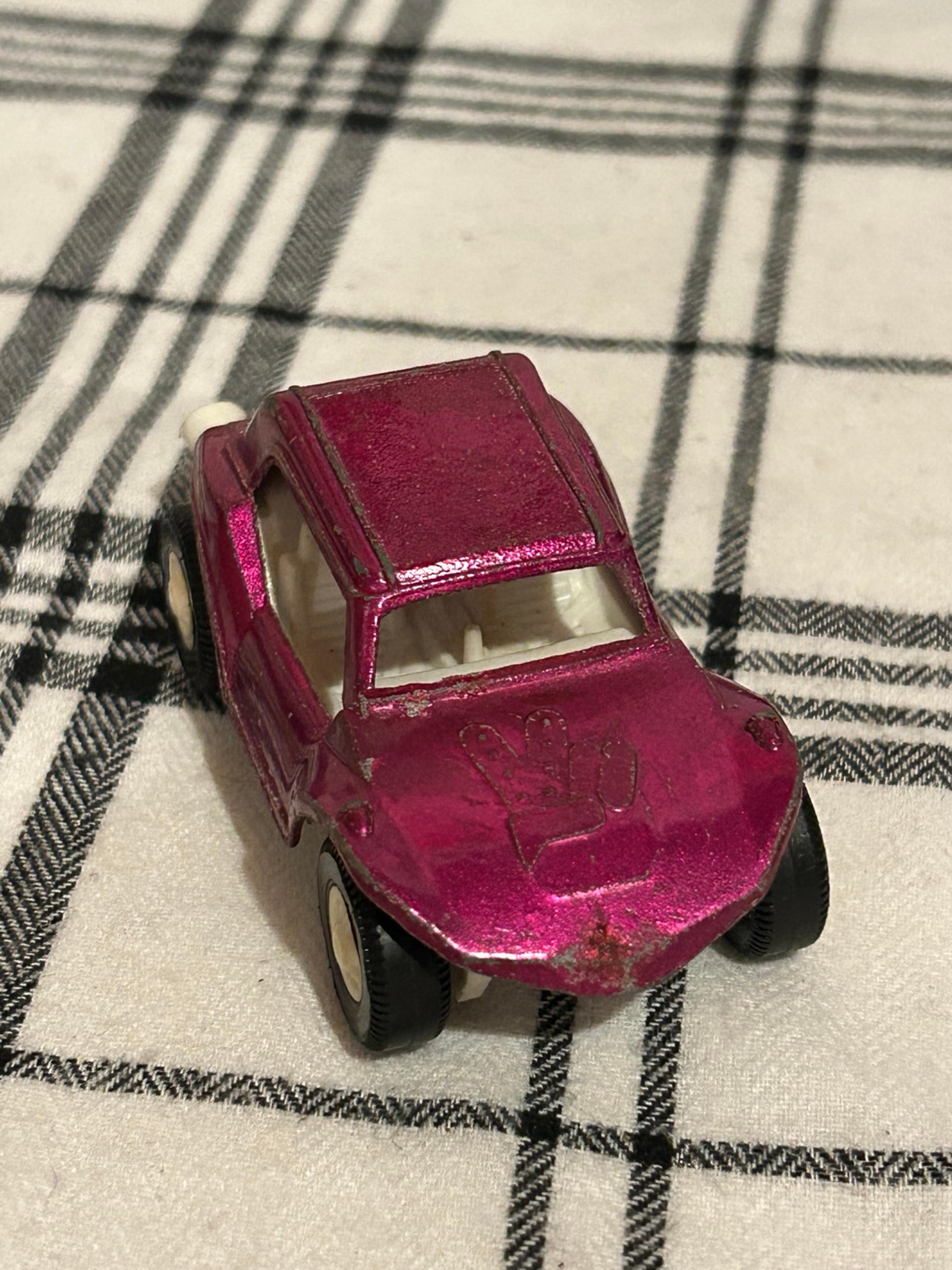 Vintage Tootsietoy Dune Buggy Peace Sign Purple Toy 3.5” Car Vehicle
