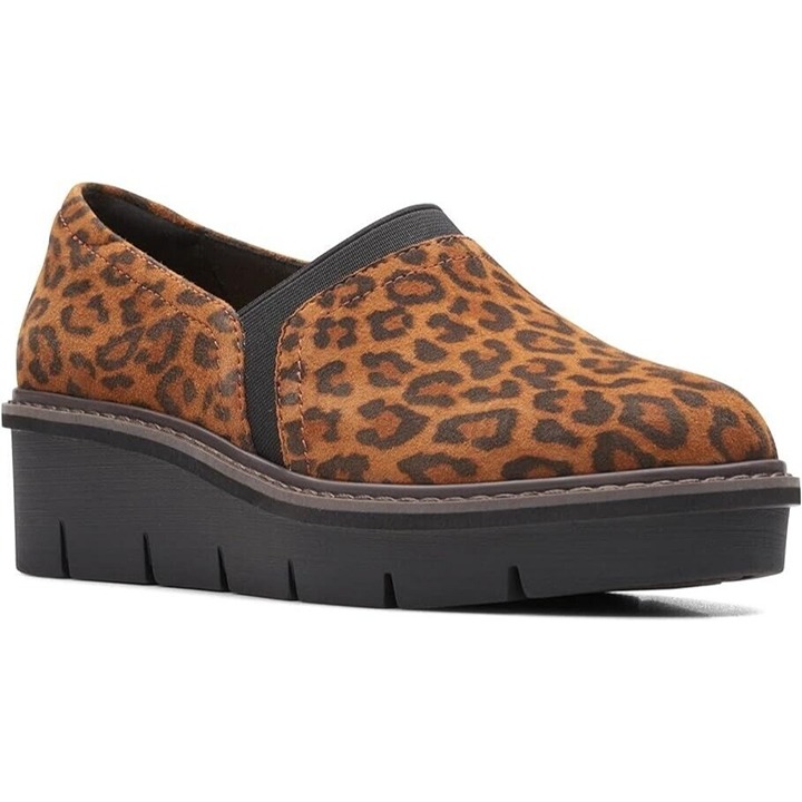 Clarks Womens 5 M Airabell Mid Leopard Print Wedges Leather Closed Toe NWOT