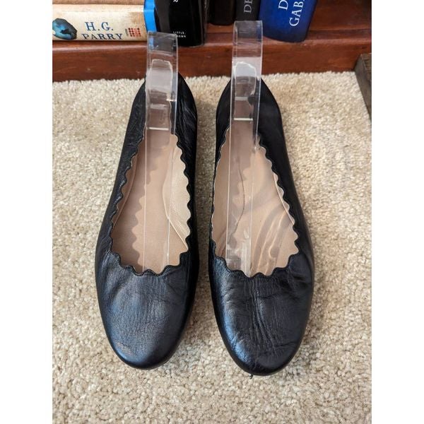Chloe scalloped edge black ballet flats sz 41 euc
