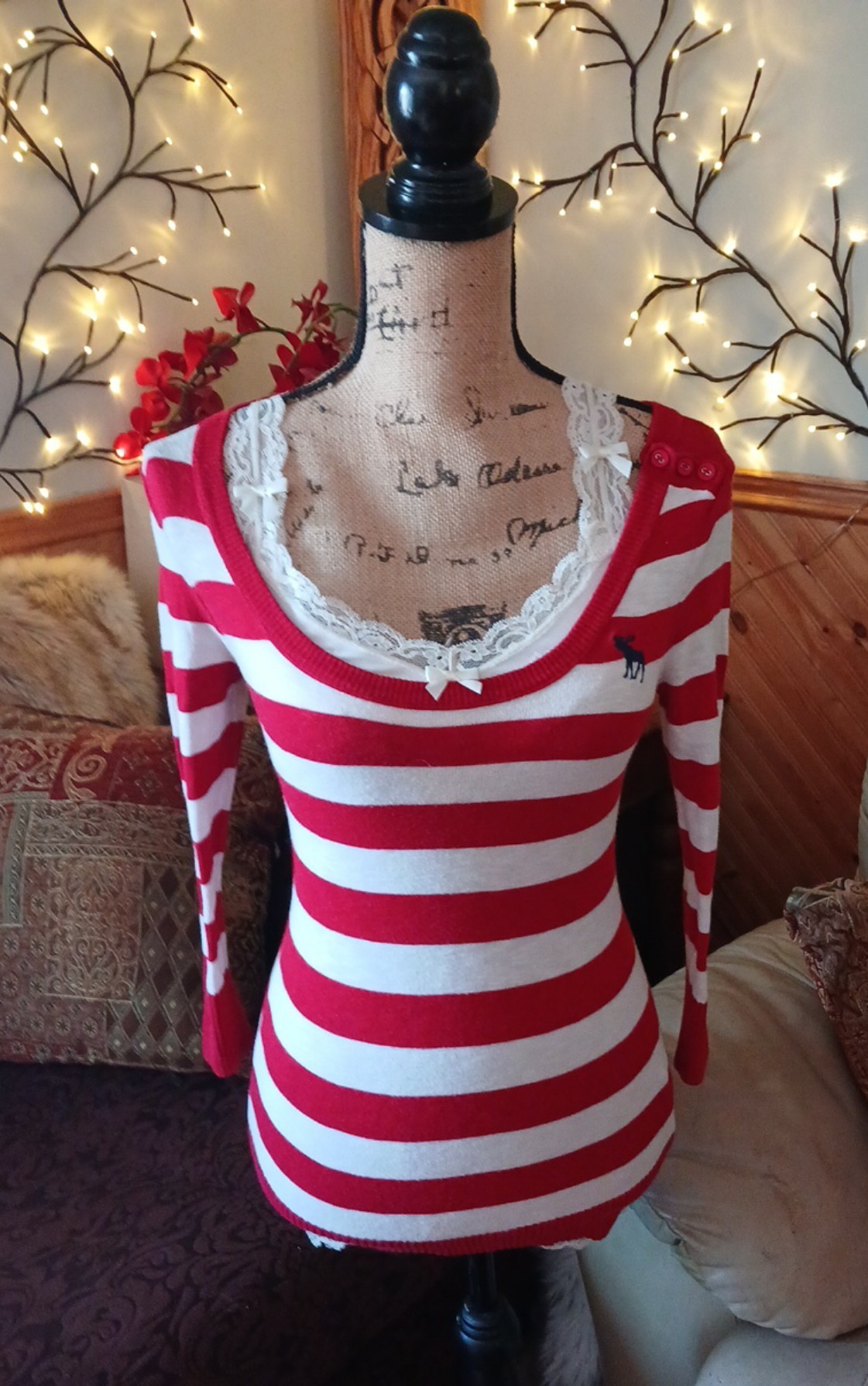 ♡Y2K♡ ABERCROMBIE striped 3/4 sleeve scoopneck sweater top with button detail