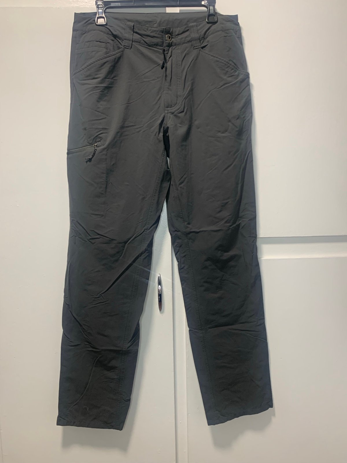 NWNT! Patagonia Men’s Gray Pants Sz. 32