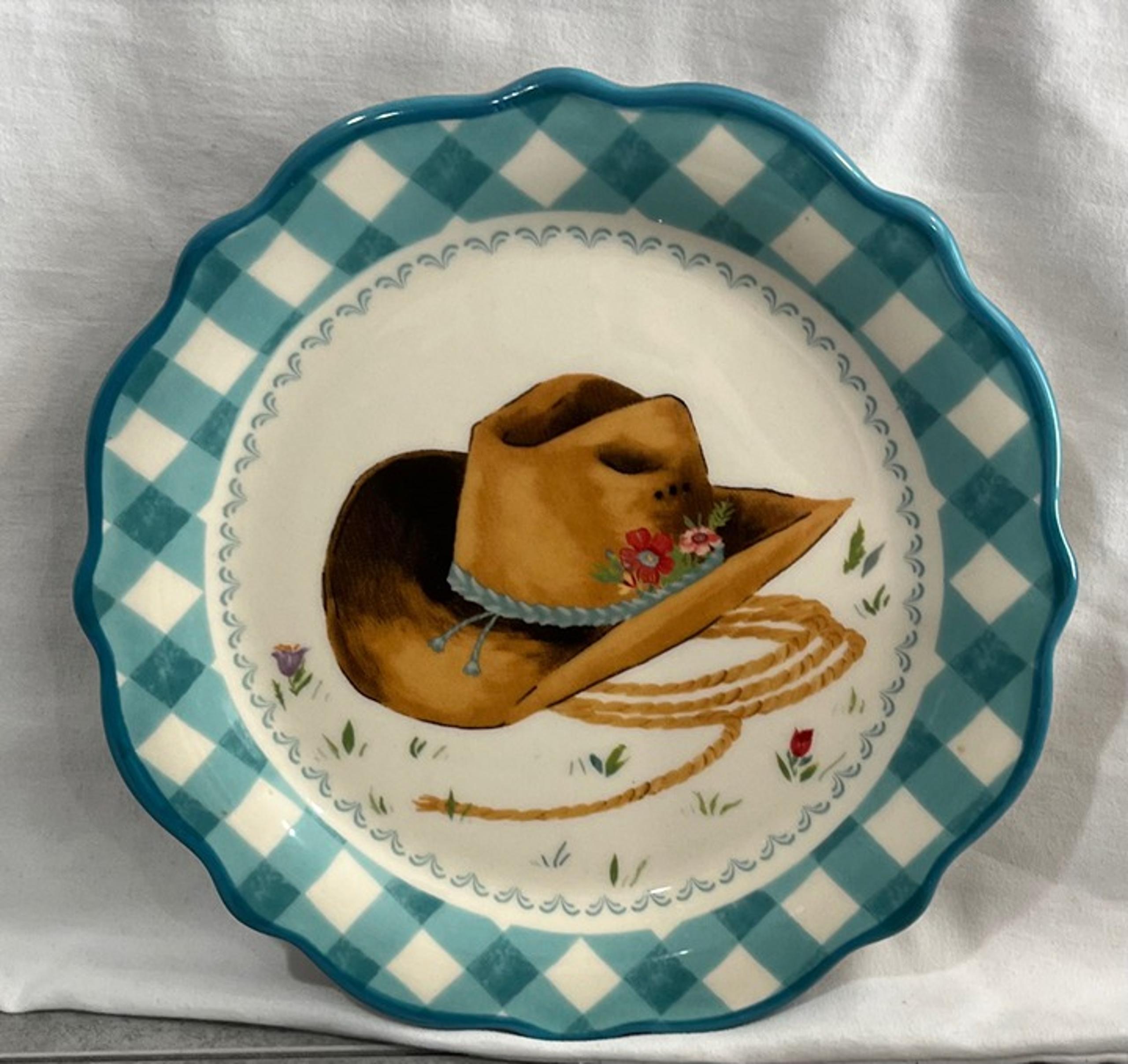 New! Pioneer Woman Novelty Appetizer Plates Gingham Cowboy Hat