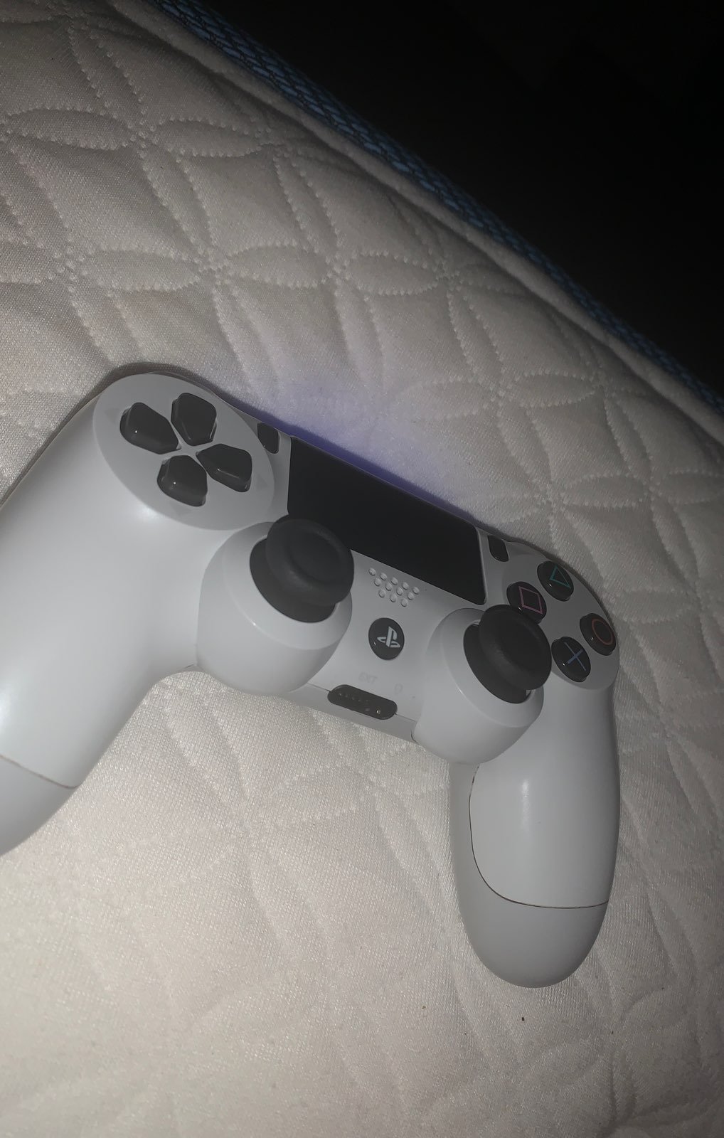 PS4 Controller