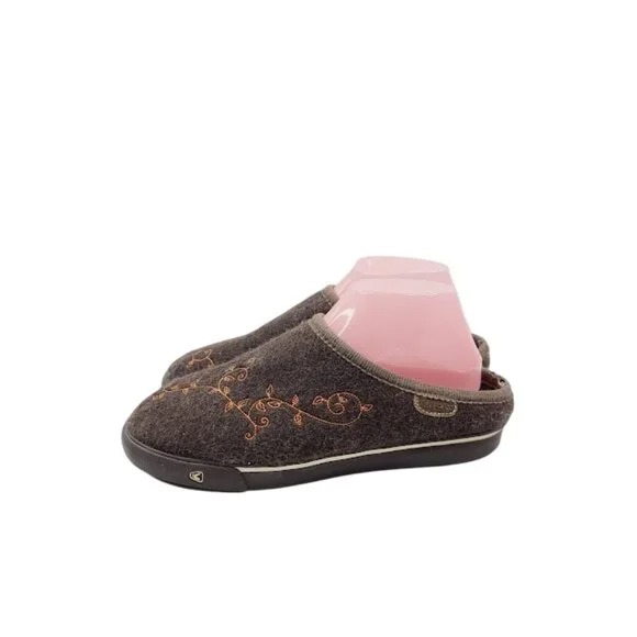 Keen Women's Brown Trillium 1007960 Woollen Slip-On Winter Mules Size 8.5
