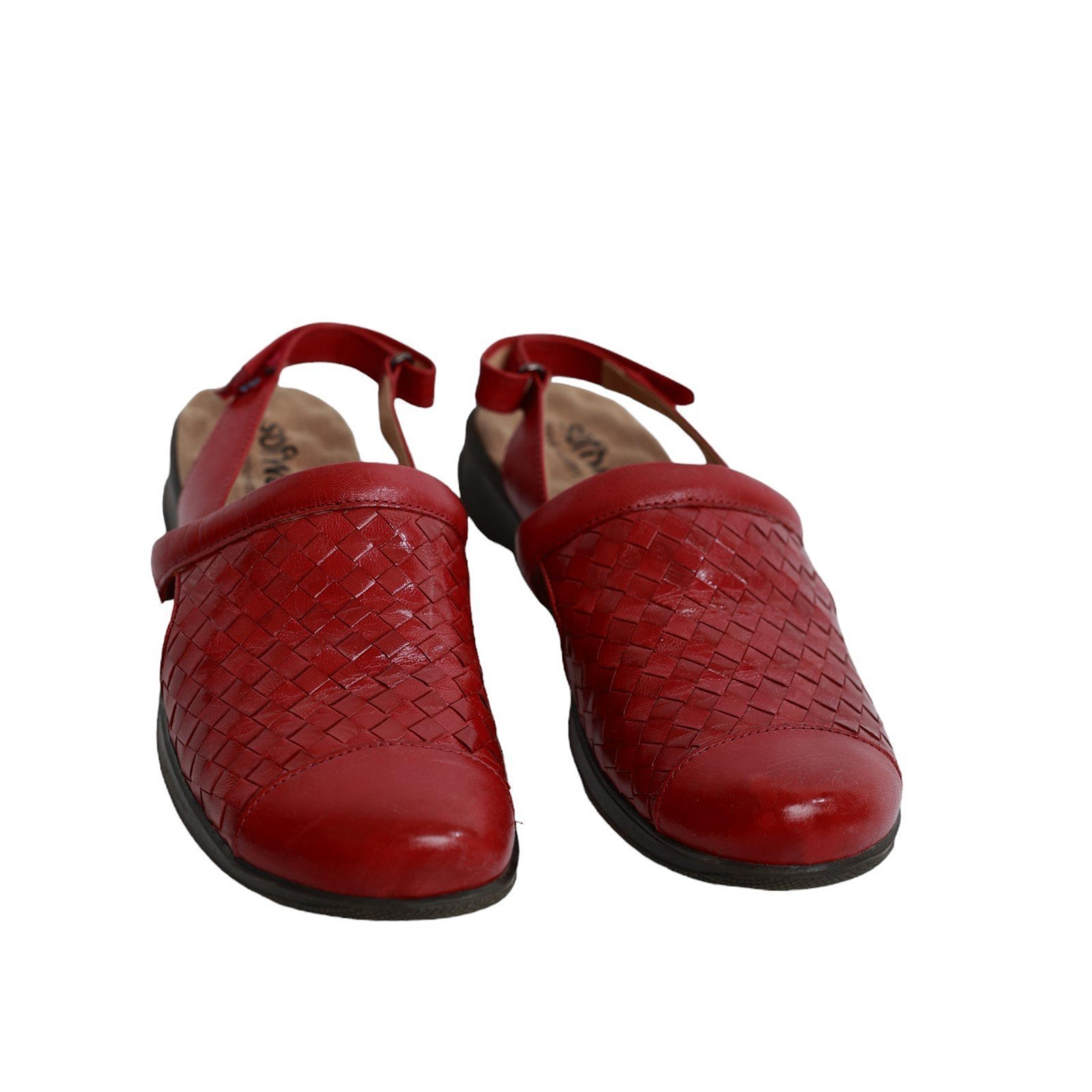 Salina Red Woven Genuine Leather Sz 9.5 N Slingback Casual Flat Clogs - SoftWalk