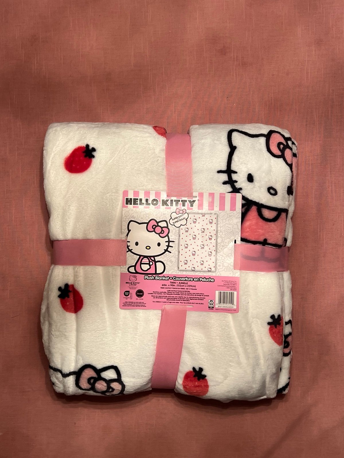 Hello Kitty Strawberry Blanket