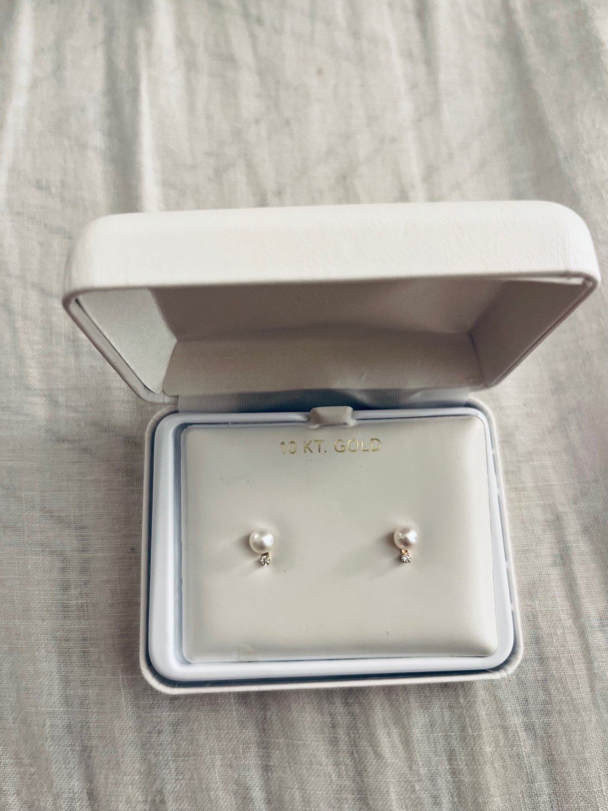 10K gold Pearl Diamond earring stud