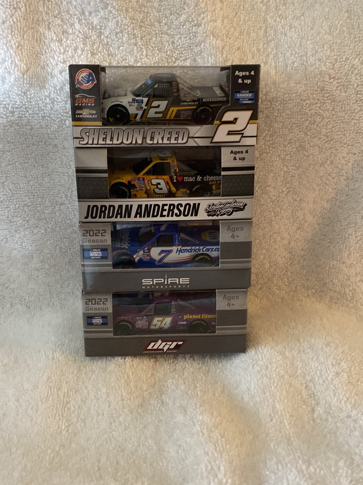 Nascar lot of 4 Camping World Trucks All 1.64 Scales New