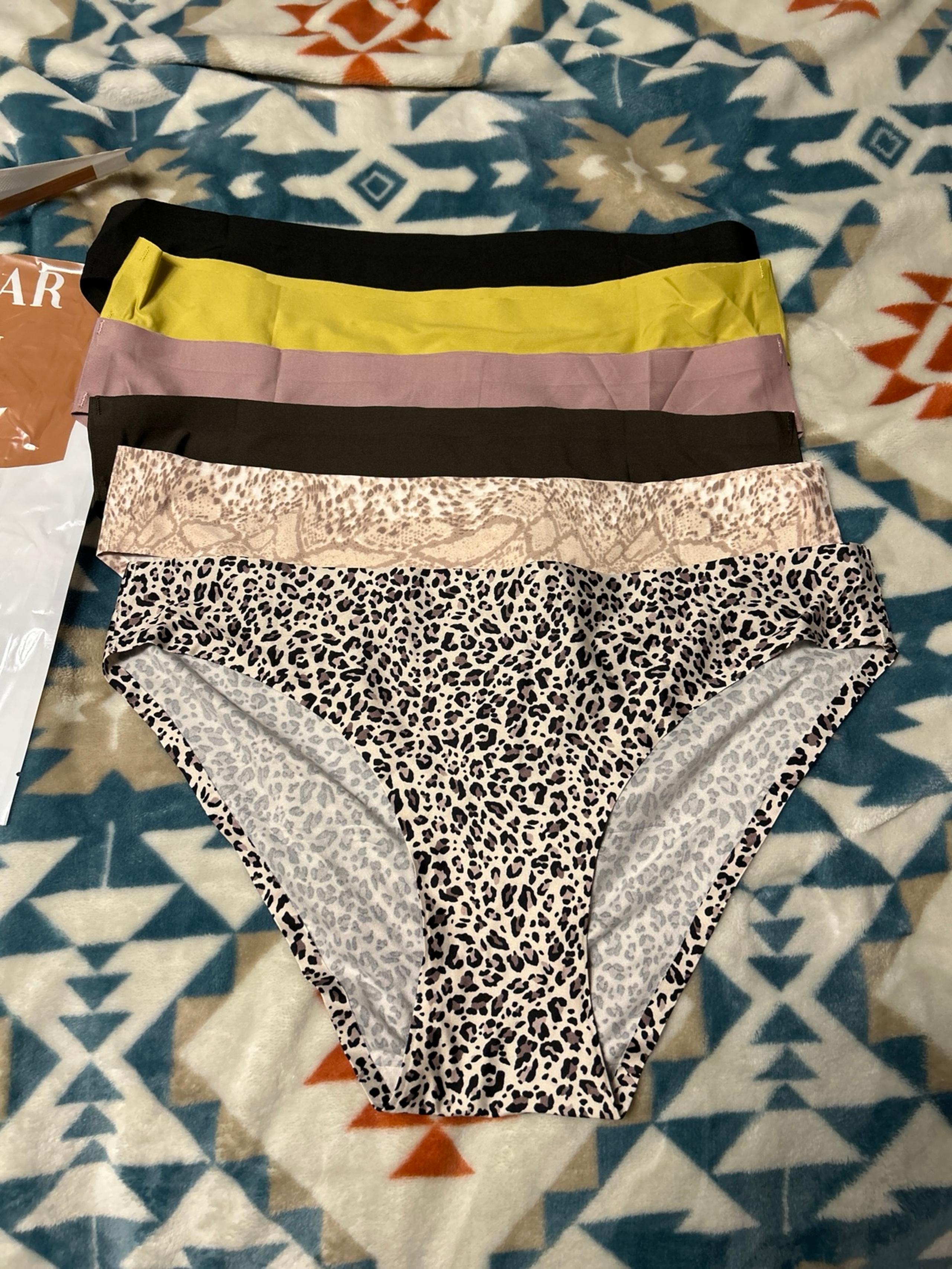 Women’s seamless underwear