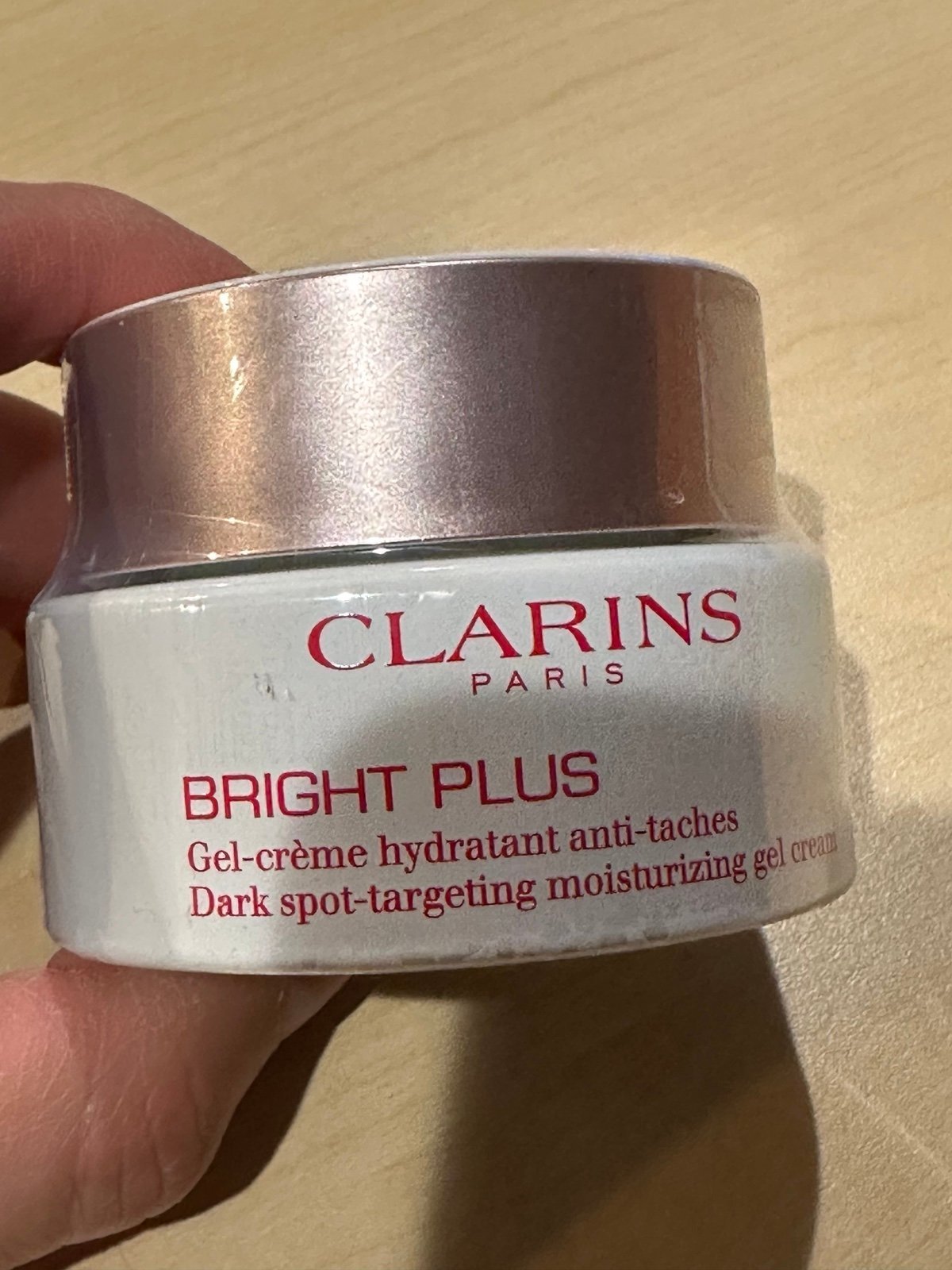clarins bright plus dark spot targeting moisturizing gel cream