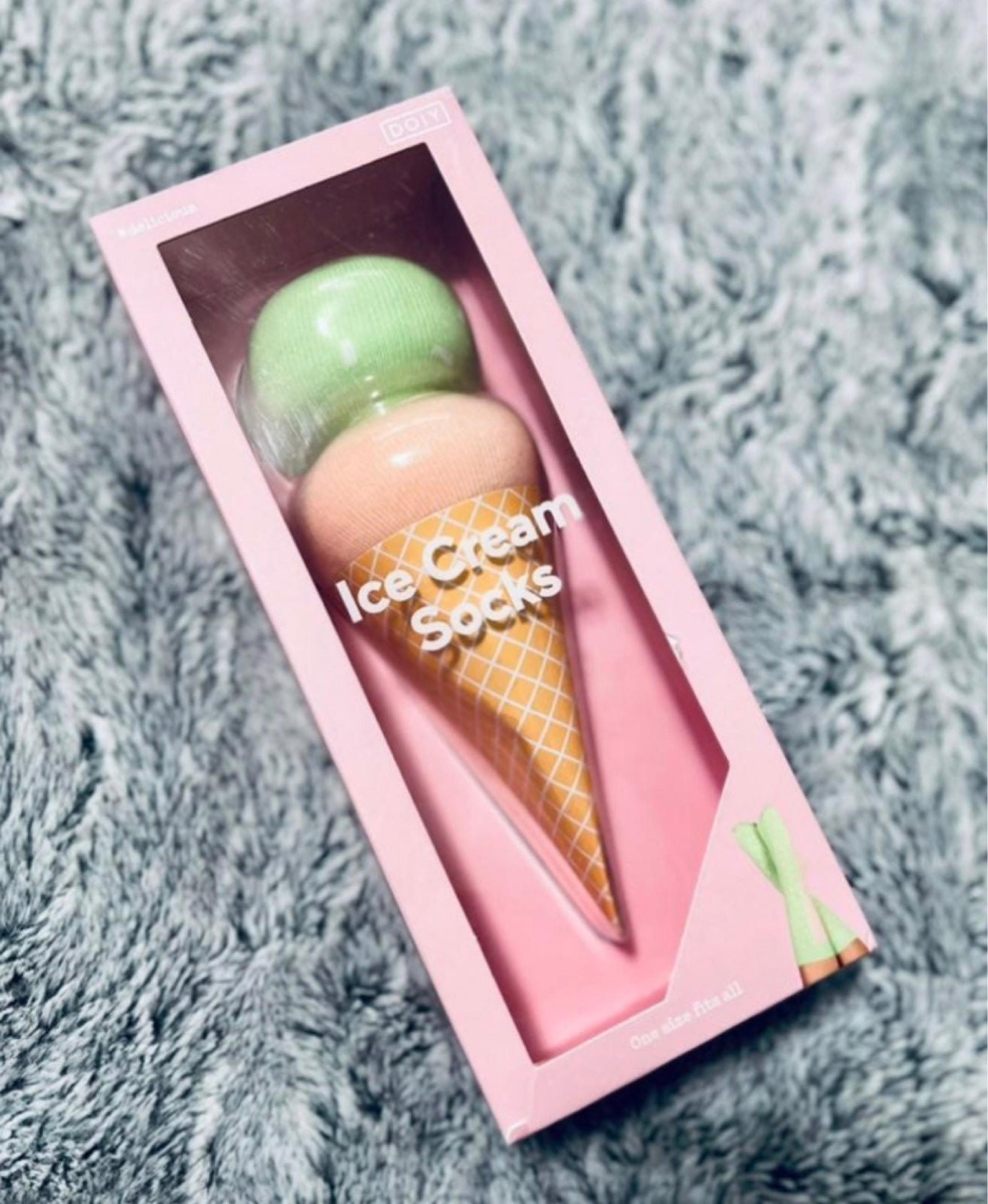 ICE CREAM CREW SOCKS