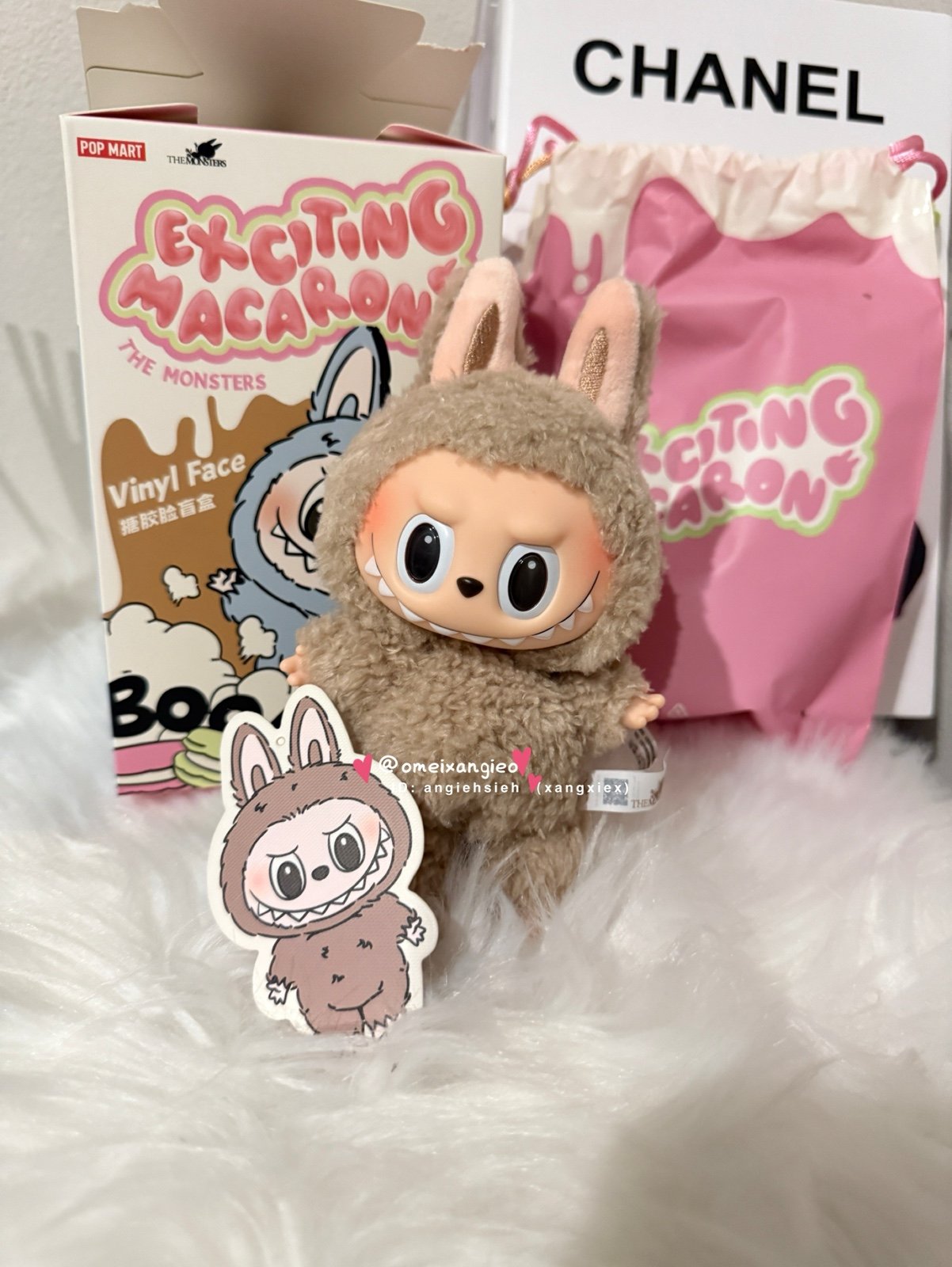 Pop Mart THE MONSTERS - Tasty Macarons Vinyl Face Blind Box Labubu Toffee