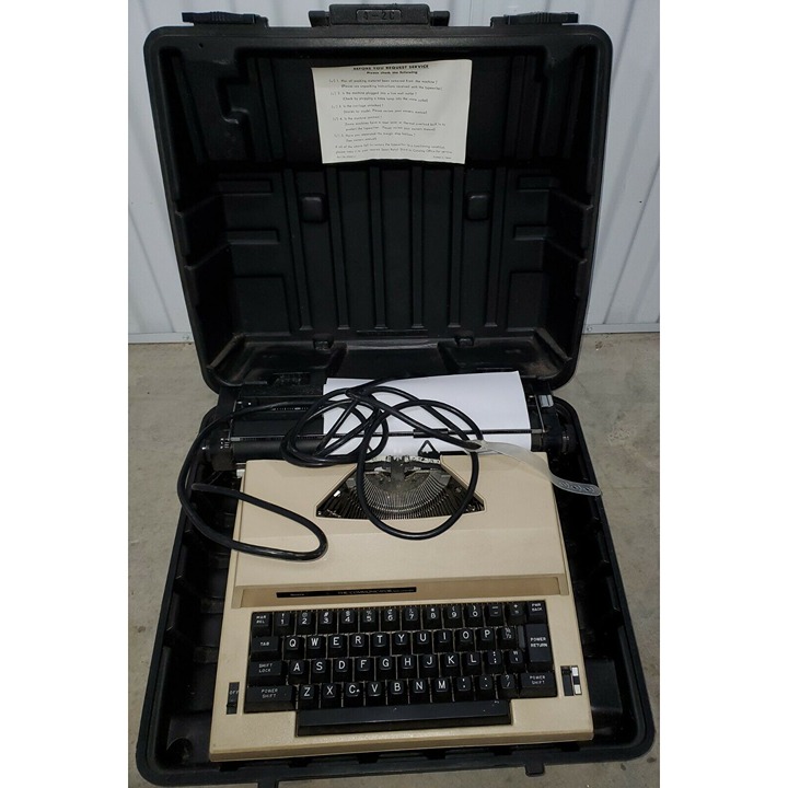 Sears Electric Communicator Typewriter 161.53991 With Carrying Case! FOR PARTS