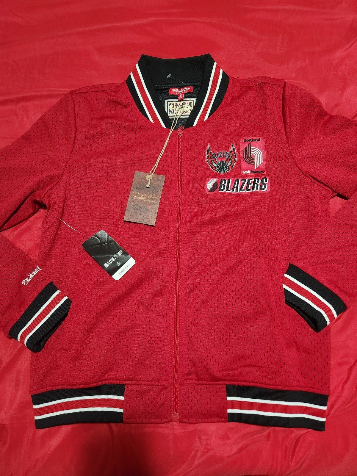 Mitchell & Ness Portland Trail Blazers Mesh Jacket. #31