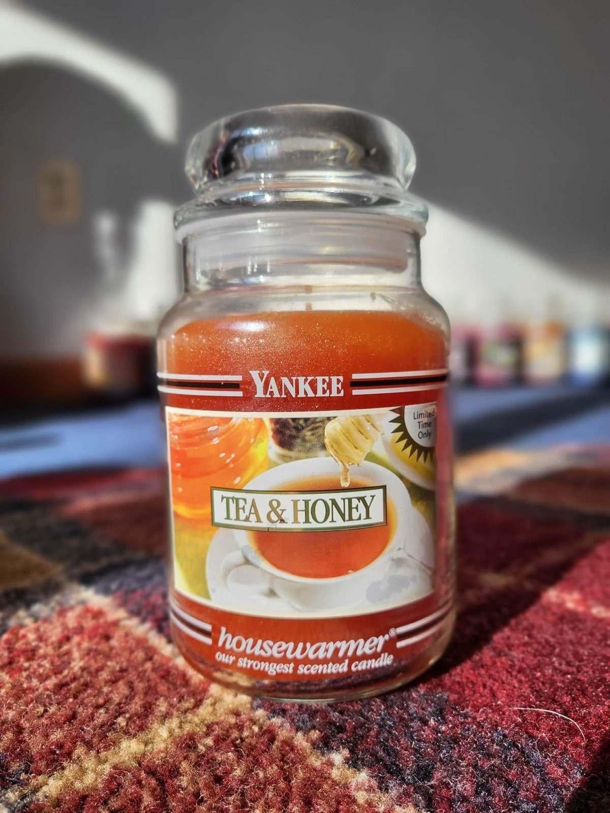 Yankee candle tea & honey black band large jar 22oz