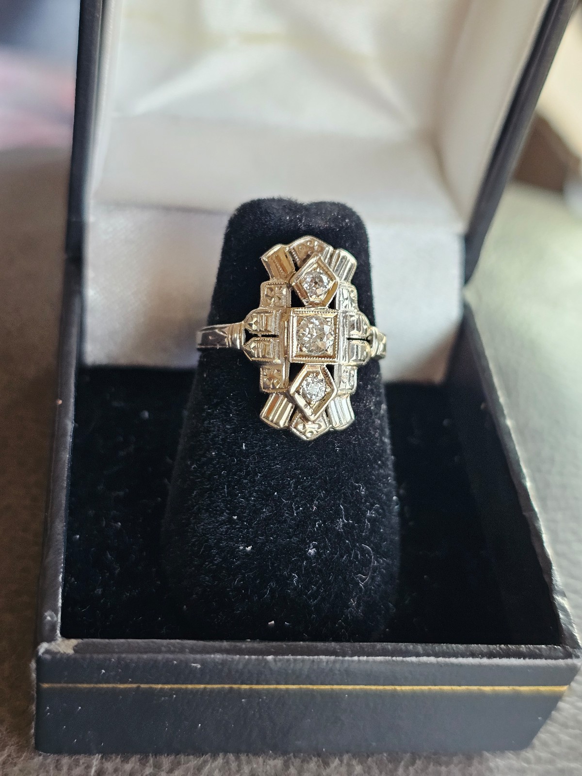 Antique 14k 3 stone diamond ring size 6.5