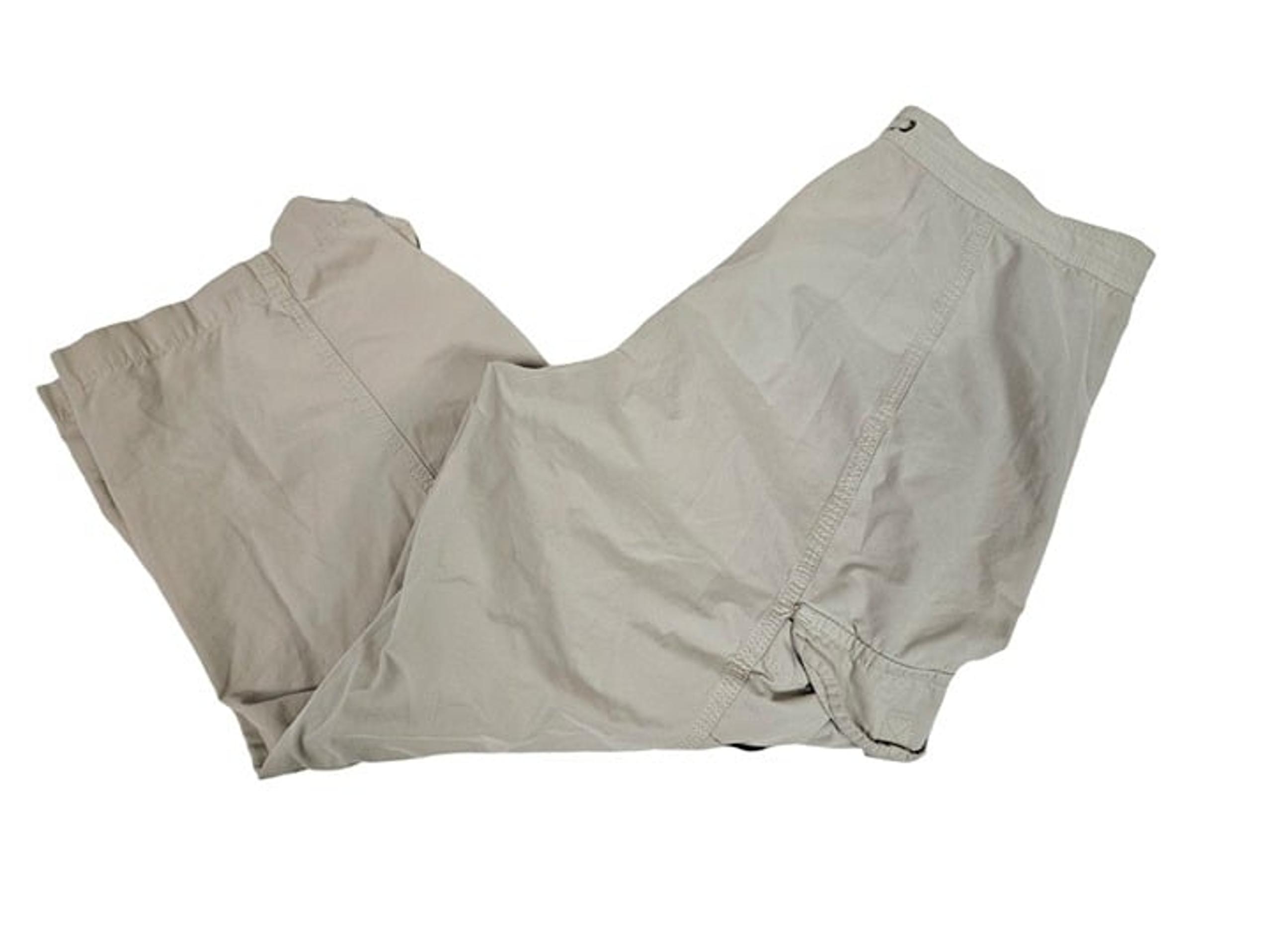Bill Blass Khaki Microfiber Cargo Capri Pants Size 8 Women's Q71