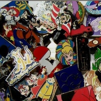 Disney Pin Lot 100 Pin Mixed Lot