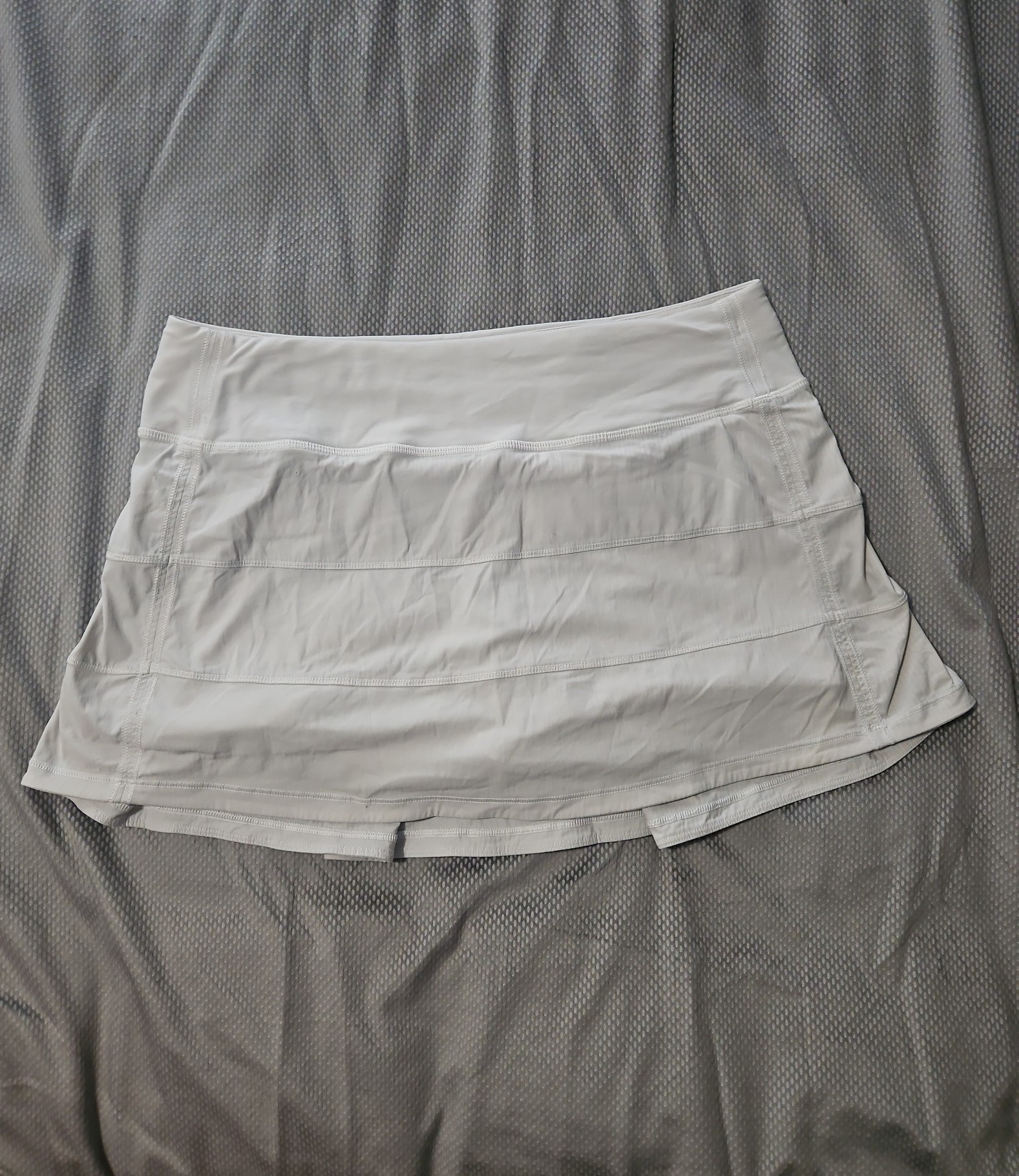 Lululemon tennis skirt in bone size 6