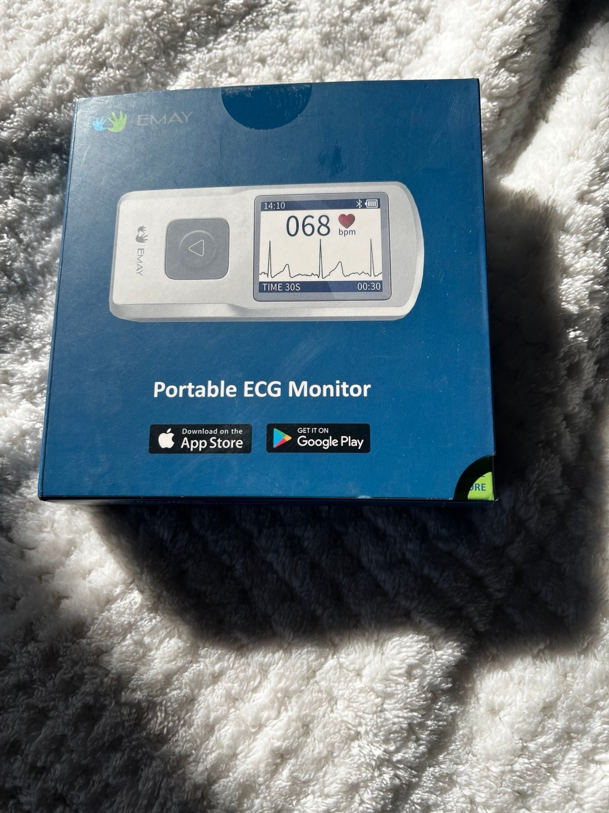 Portable ECG monitor
