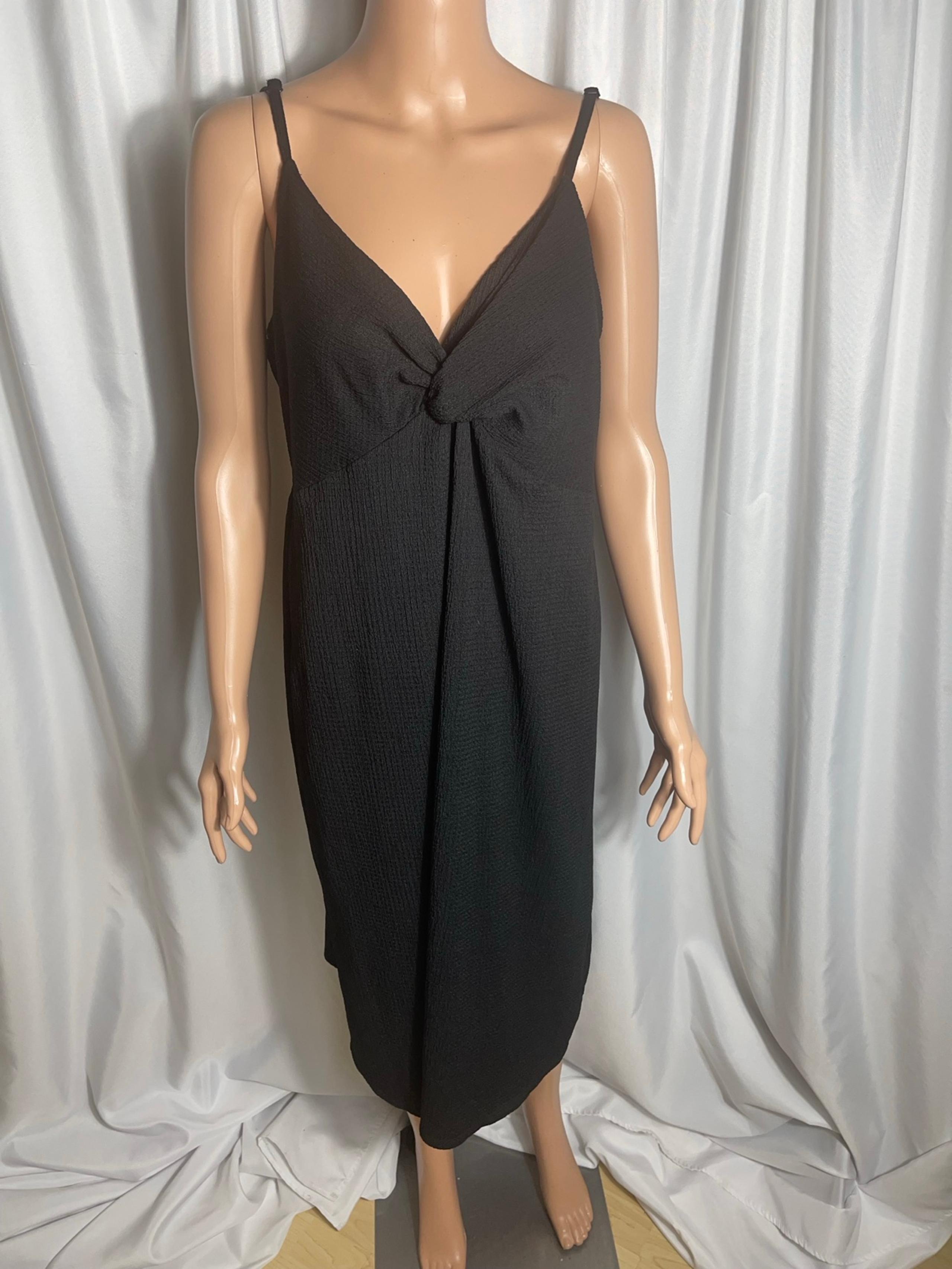 H&M Women's Size XL Midi Black V-Neck Front Knot Strappy Summer Resort Dress