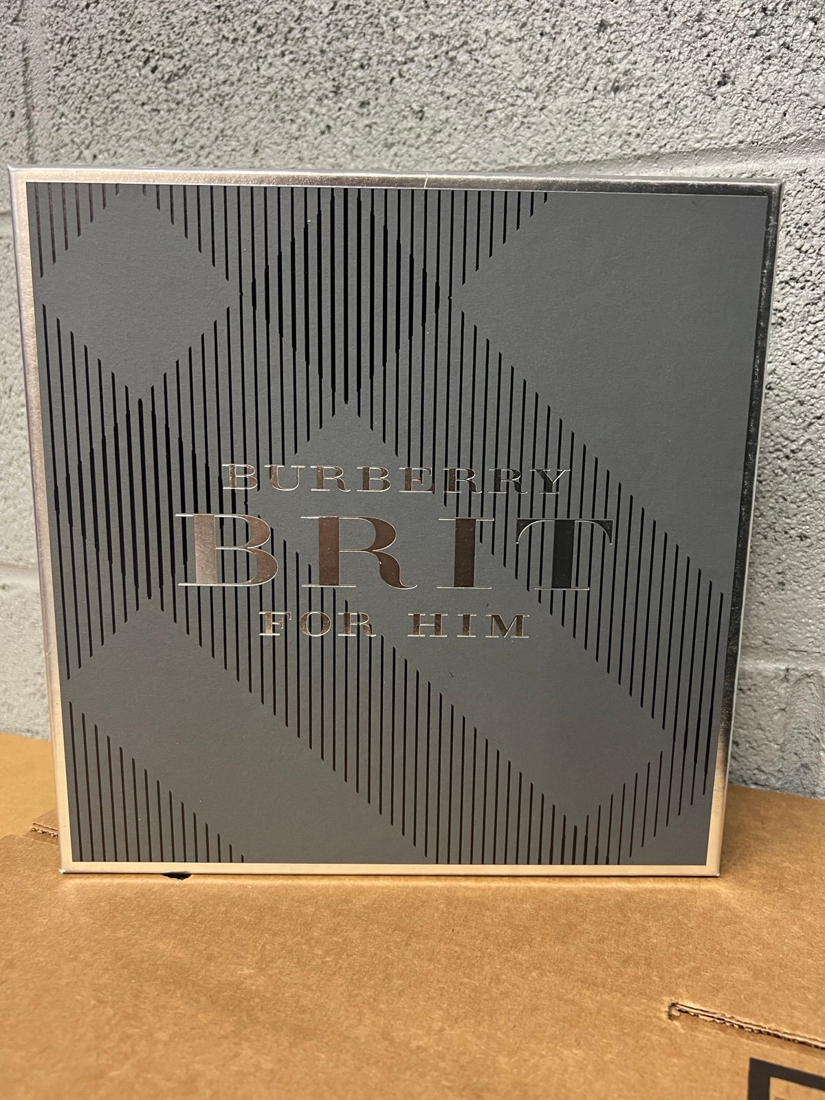 Burberry BRIT Men 3 PC Gift Set - 3.4 Eau de Toilette Spray