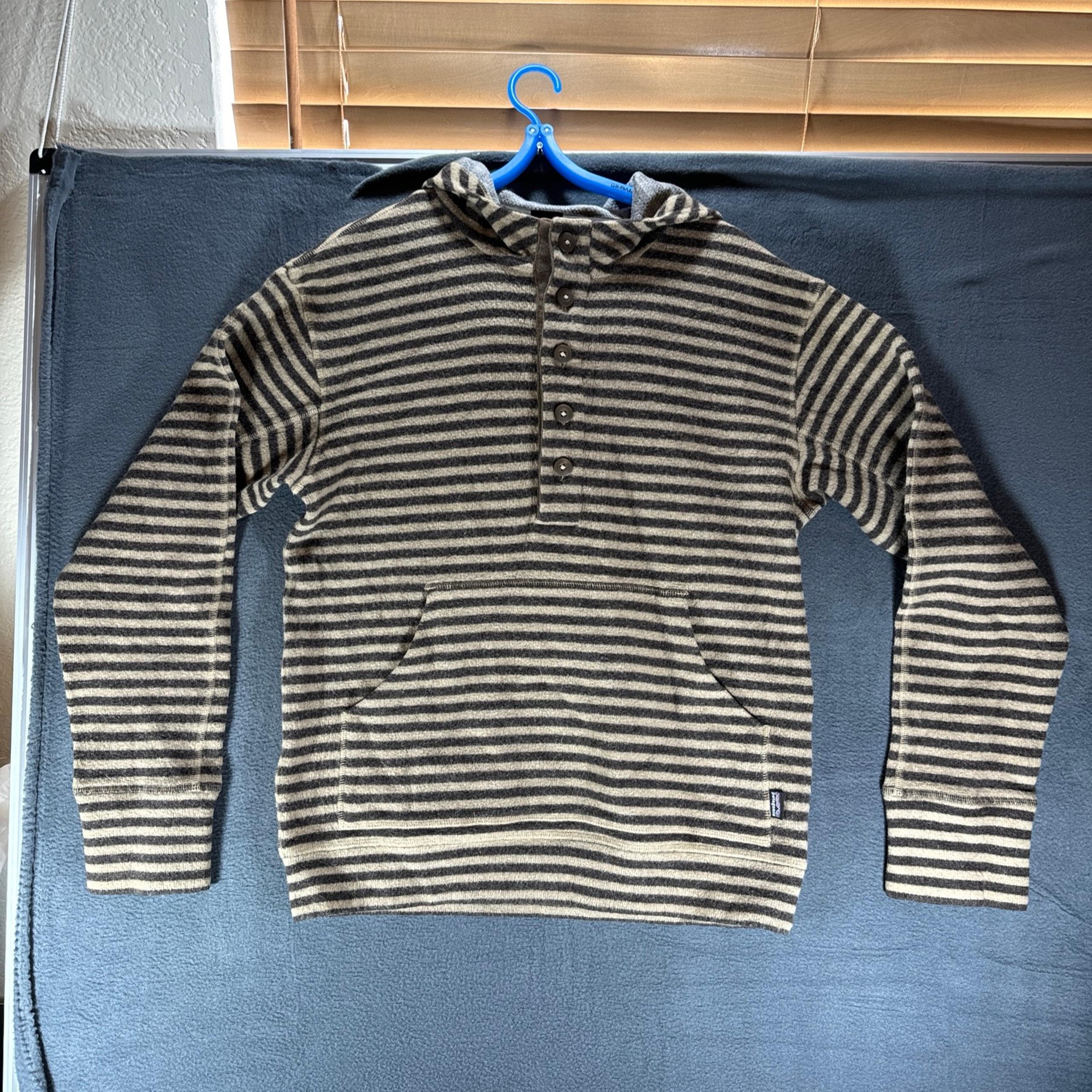PATAGONIA MEN'S  SWEATER WOOL & POLYESTER BROWN BEIGE STRIPED SIZE S HOODIE