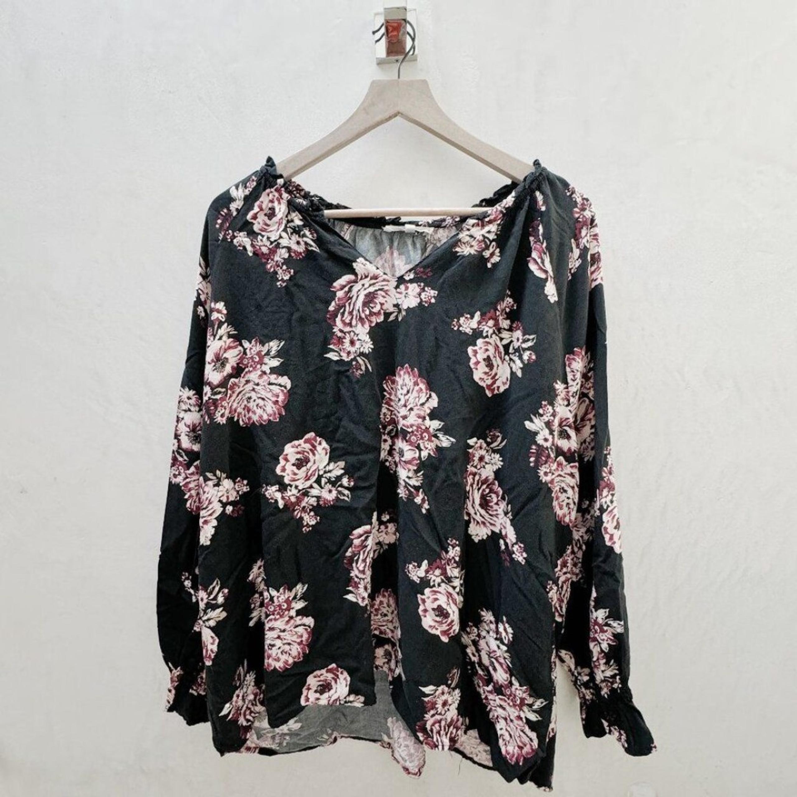 C&C California || Women's Botanica Soft V Neck Blouse Top Black Pink 2X
