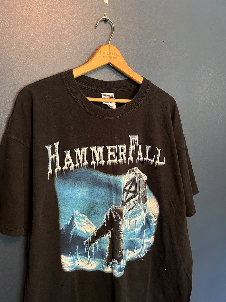 Vintage Y2K Hammer Fall Blood Bound Metal Tee Size XL