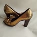 Gucci heels heels pumps metallic gold size 7B