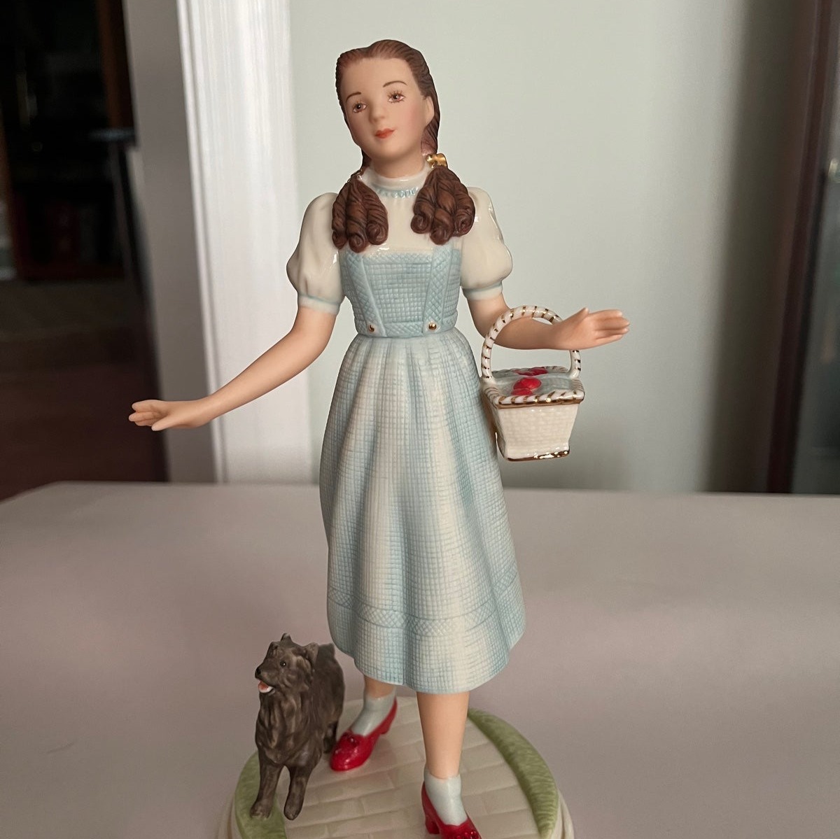 Lenox Wizard of Oz - Dorothy and Toto