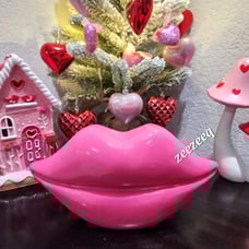 Valentines Day Pink Lips Resin Figurine Tabletop Decor