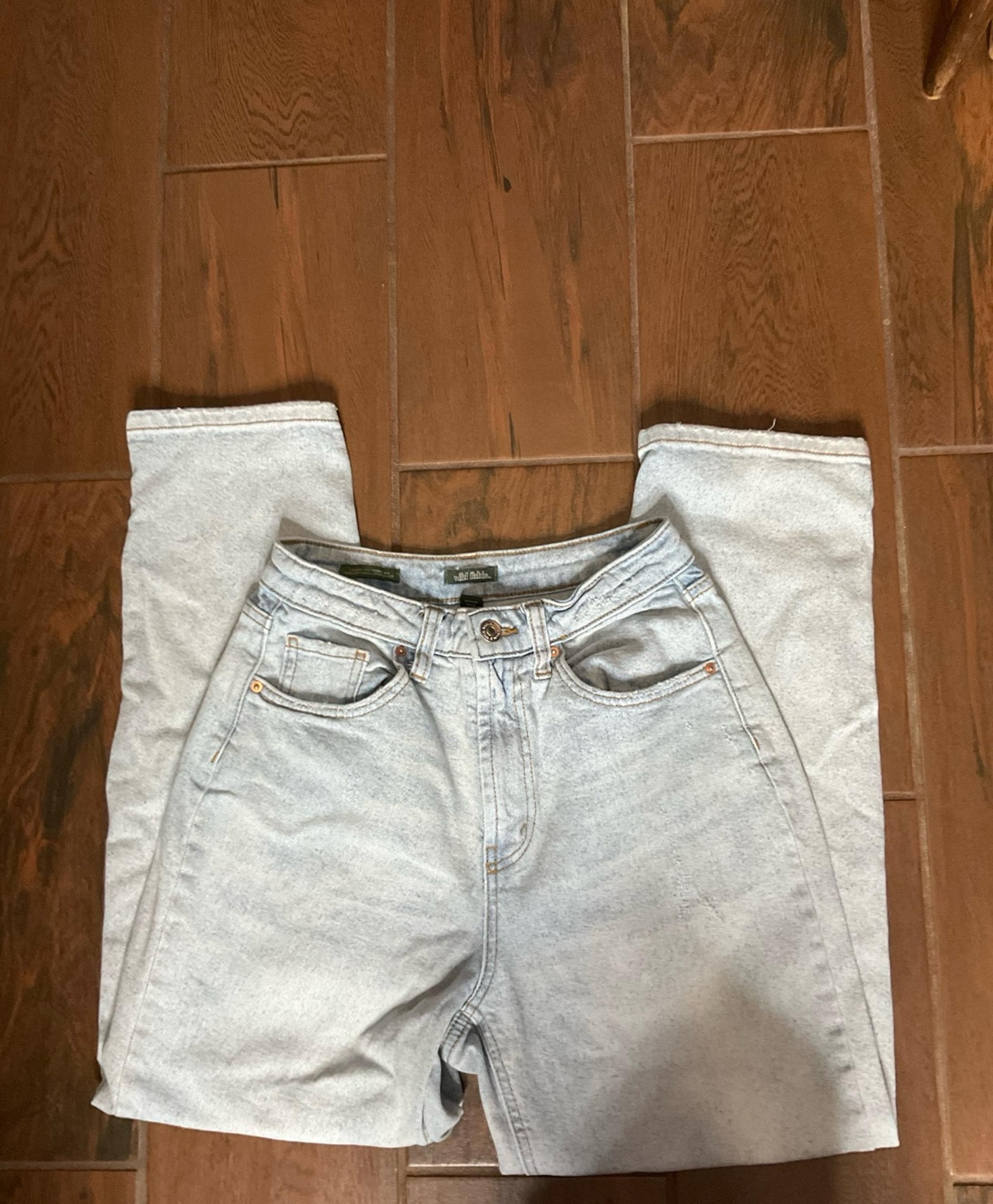 Wild Fable Light Wash Super High Rise Distressed Tapered Denim Jeans