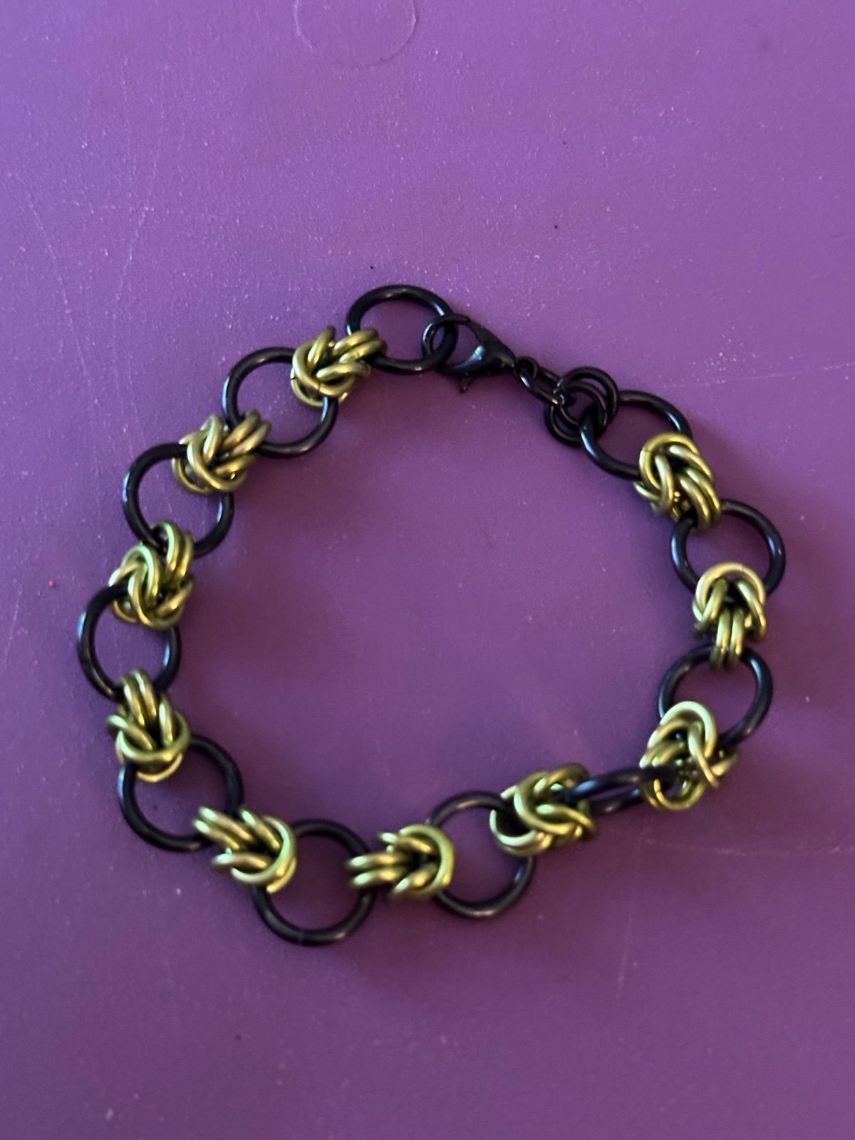Handmade Chainmail Green & Black Bracelet NWT