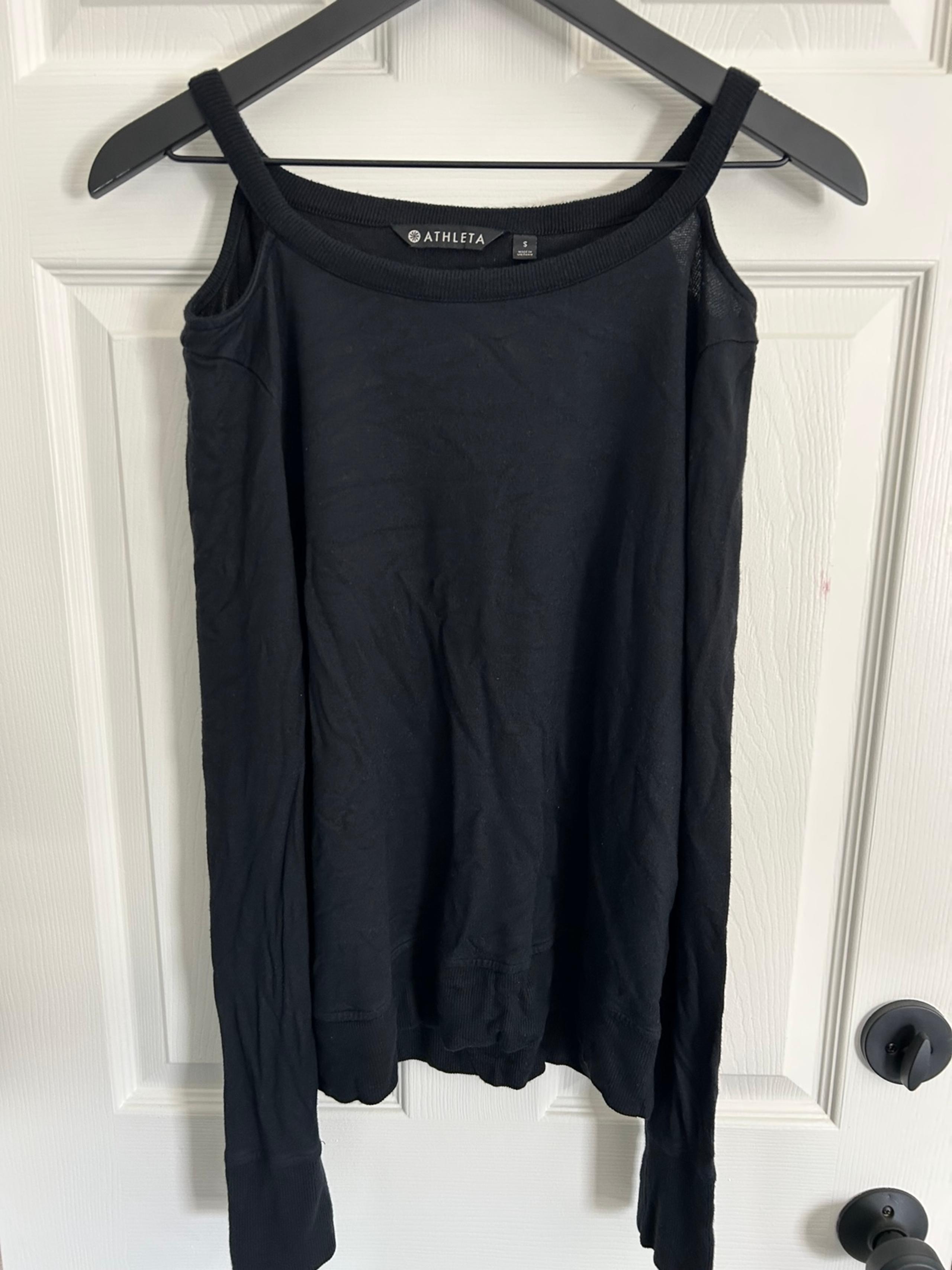 Athleta peekaboo shoulder black sweater