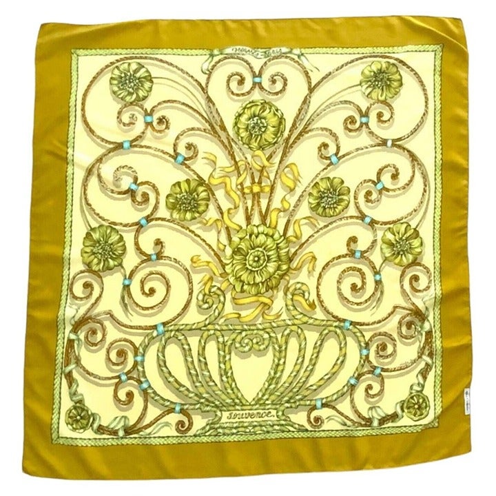 #HERMÈS Jouvence L.Menchari Mustard Flower Baroque Scarf SQR 35’’ GC