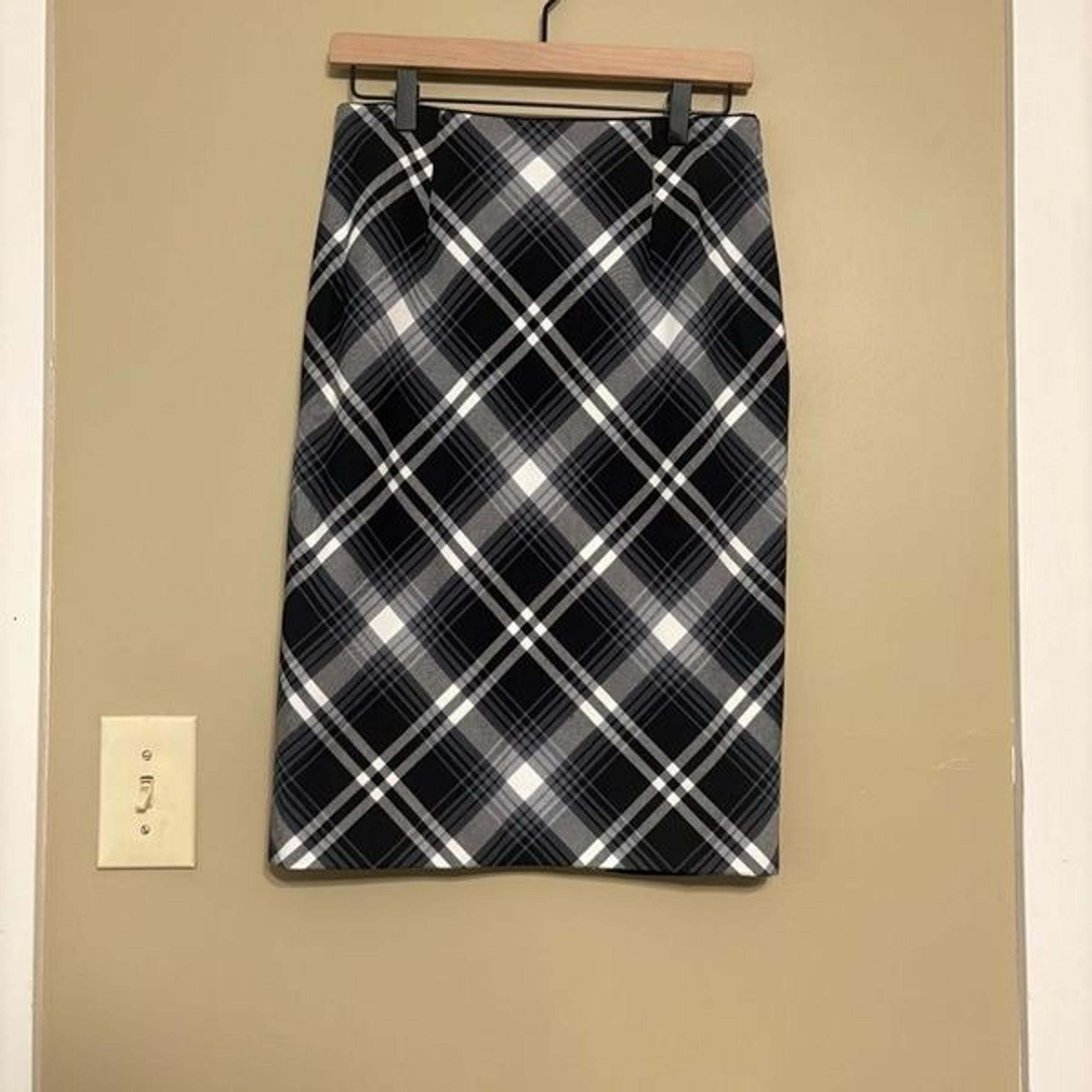 White House Black Market Womens Black & White Plaid Pencil Skirt Size 8
