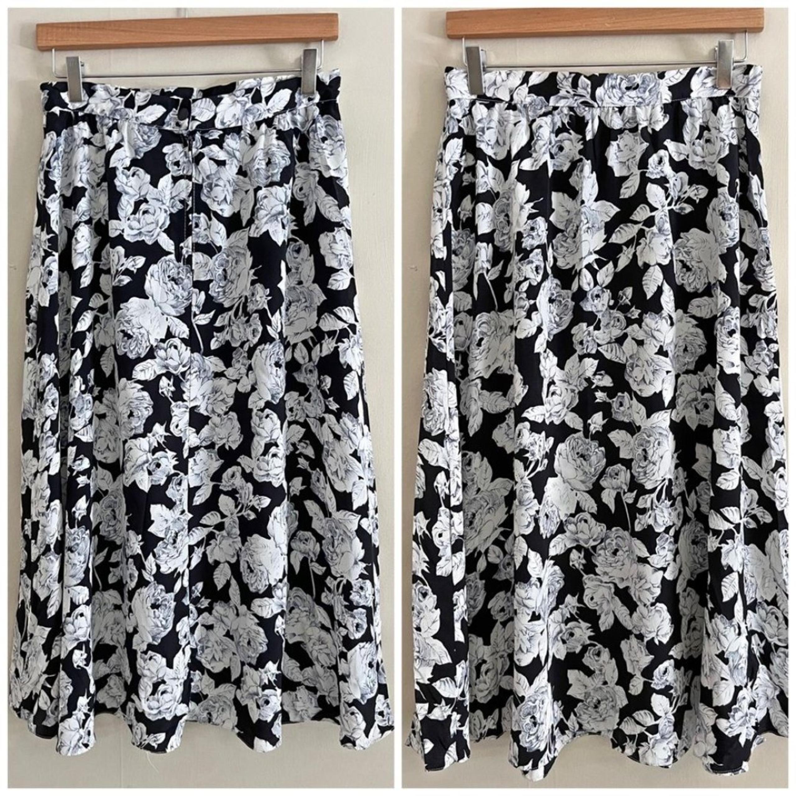 Vintage 90s rose floral cottagecore academia midi maxi skirt black and white