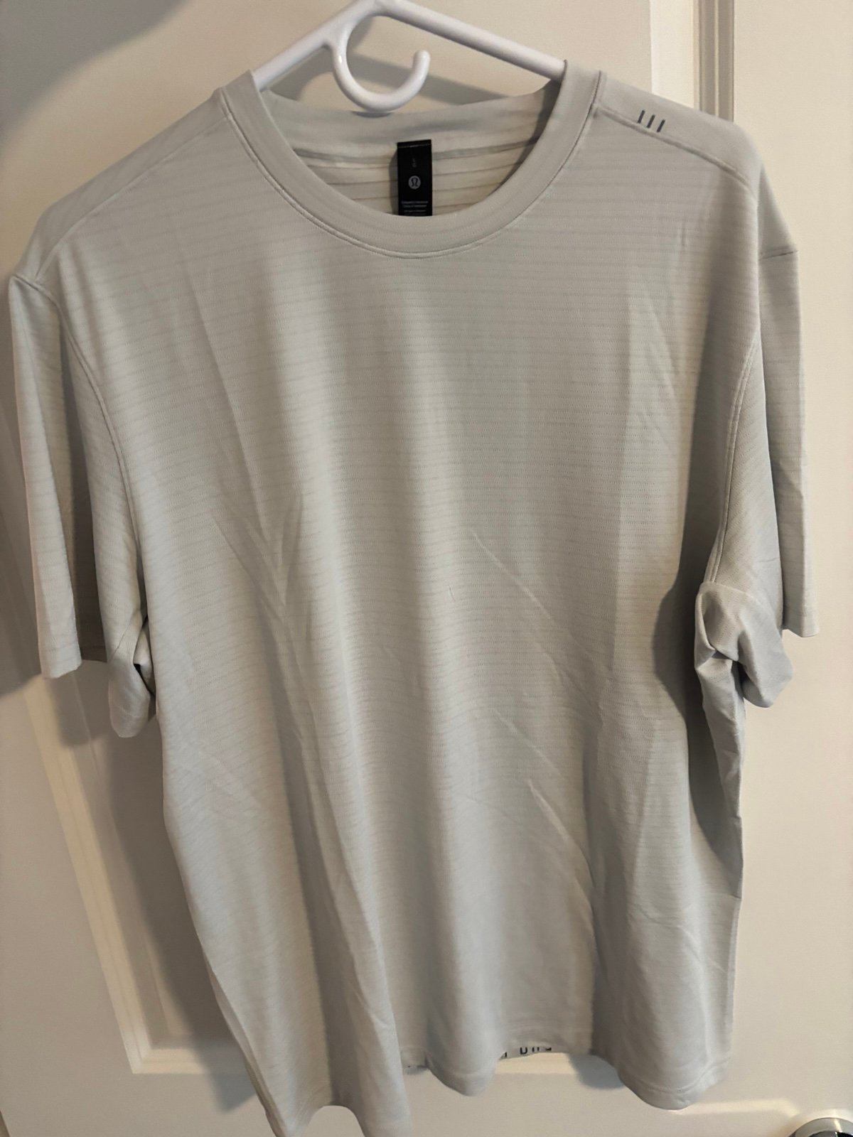 License to Train Short Sleeve Shirt Relaxed Fit