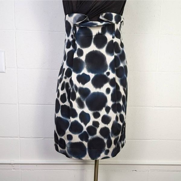 Marc Cain Knee Length Pencil Skirt Black and White Size N2