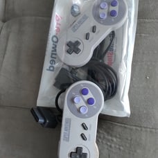 SUPER NINTENDO CONTROLLERS
