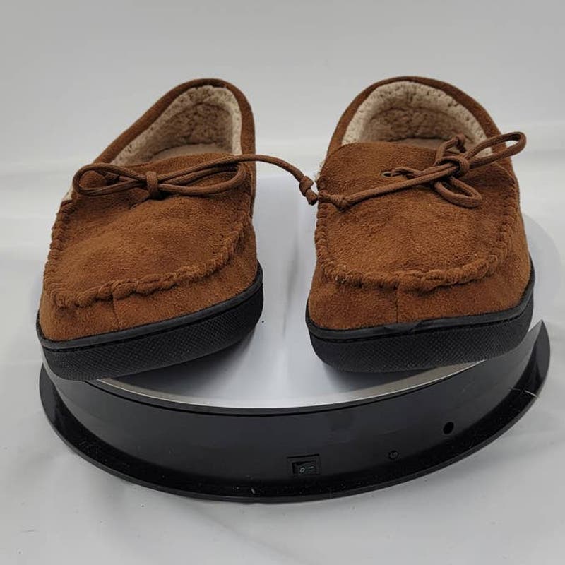 Isotoner Men's Moccasin Brown Slippers US 11-12
