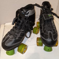 Laser 7.9 Maxx roller skates Size 7