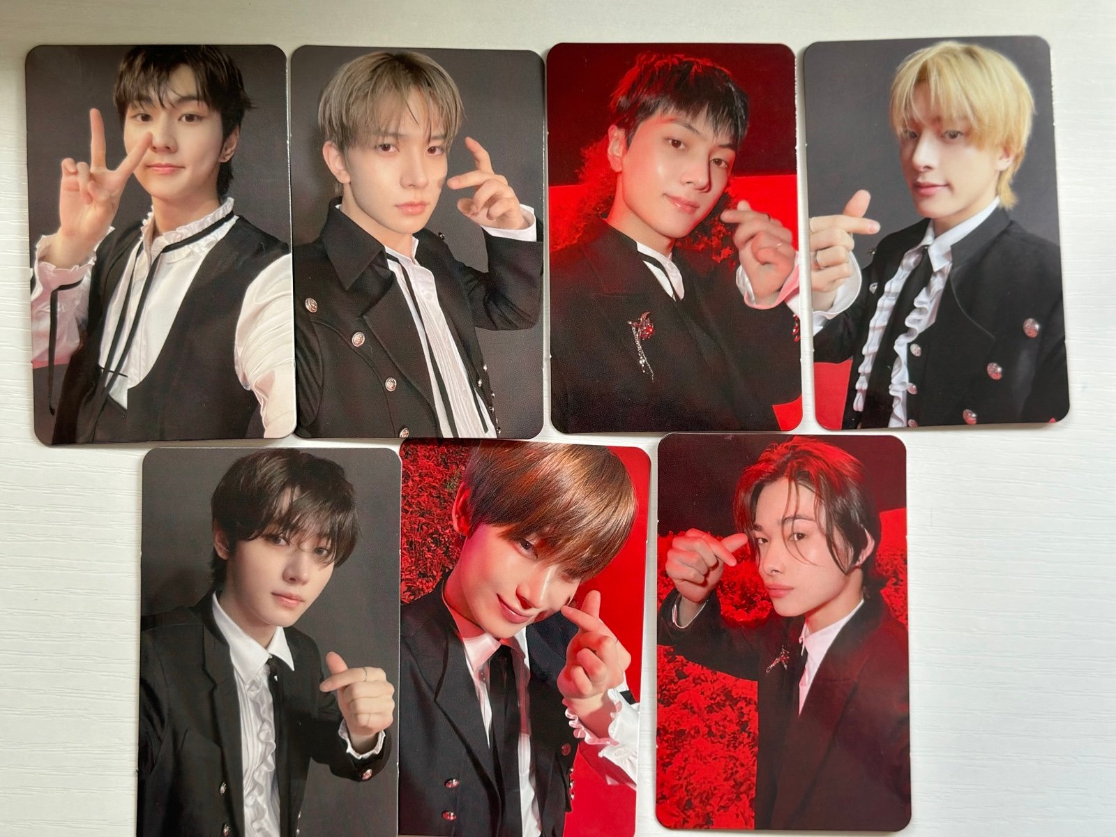 enhypen dark blood yzy 2.0 fansign exclusive photocard set