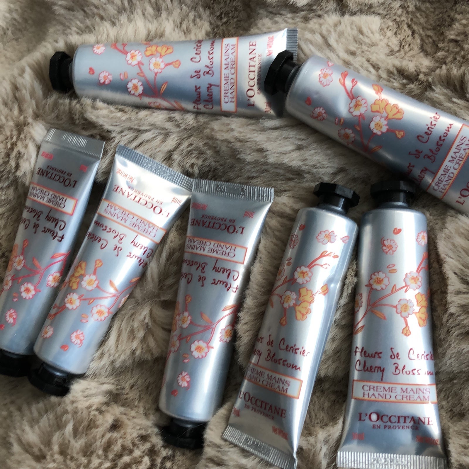 7 loccitane dry skin hand cream 30mL NEW