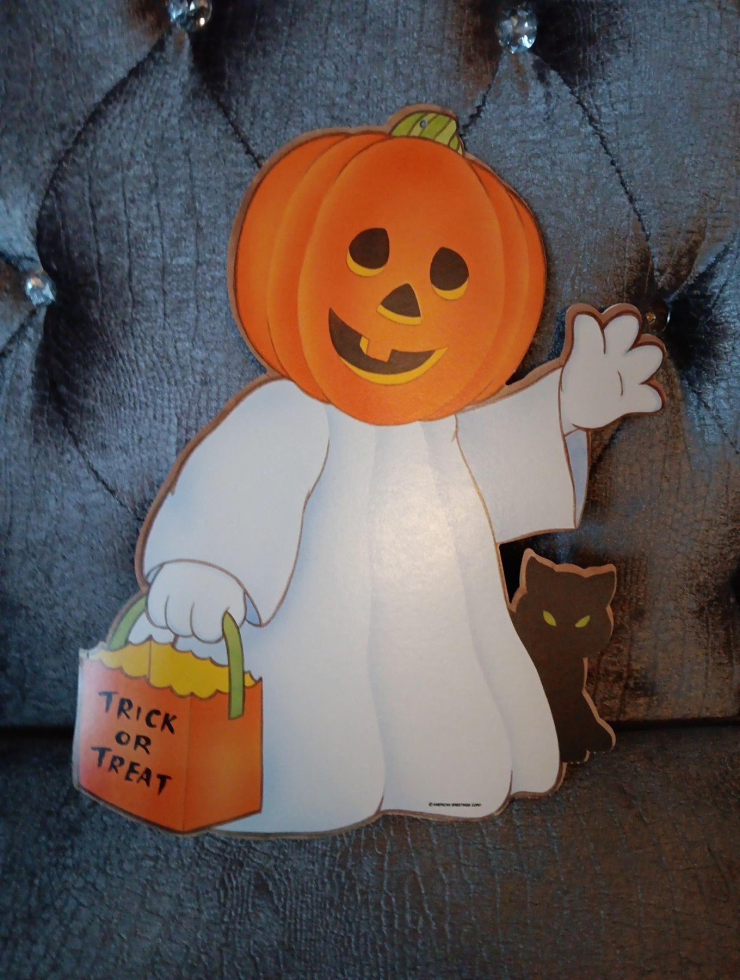 6 Vintage Halloween Die Cut Decoration