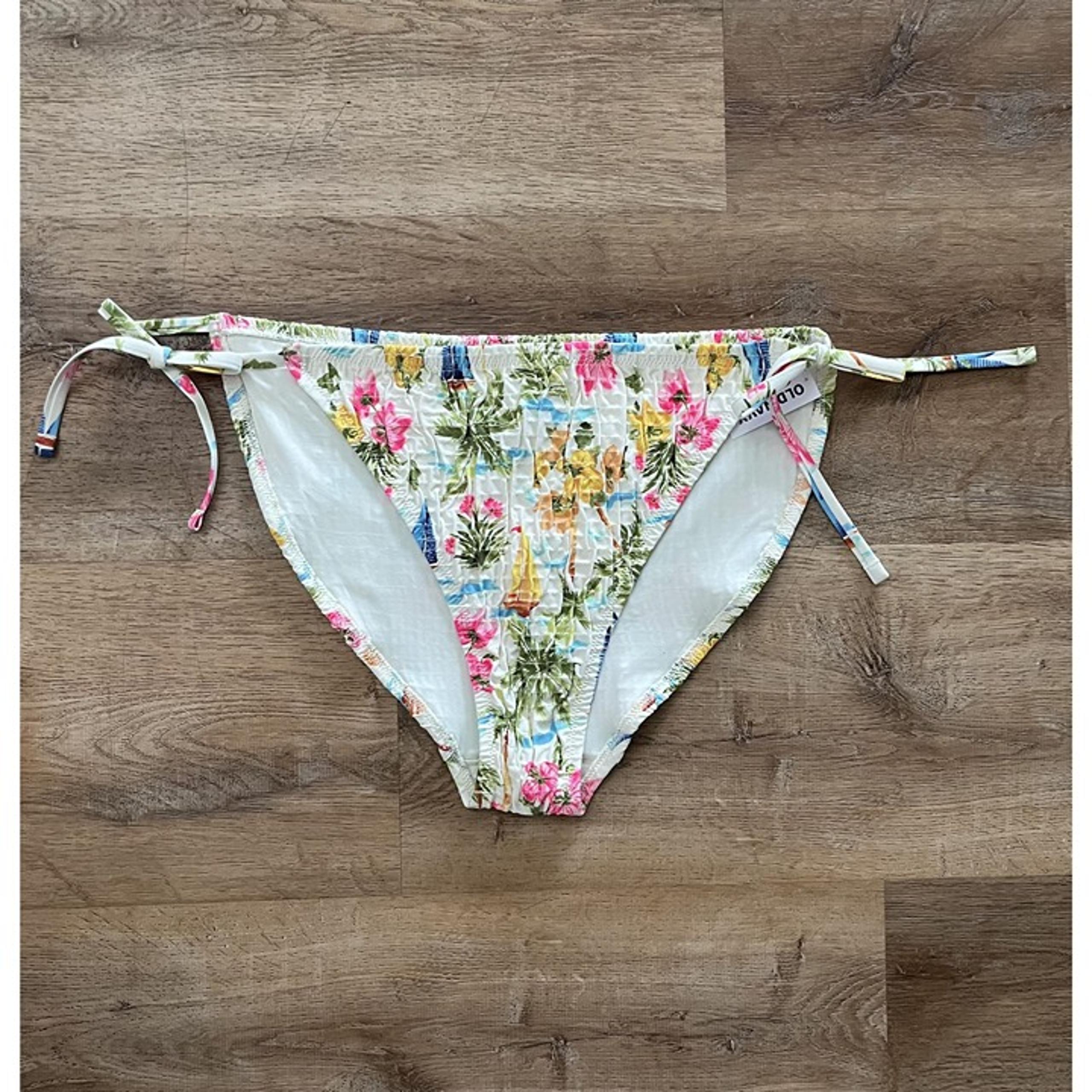 NWT Old Navy Womens Floral Tie-Side Bikini Bottoms 2X Polyester/Spandex White Mu